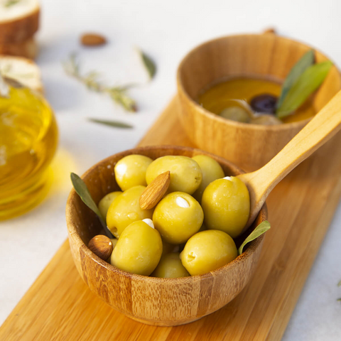 zeytin ana grüne oliven mit mandel online bestellen